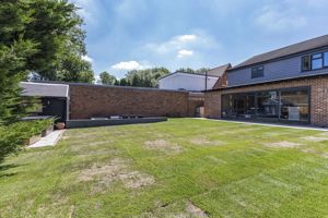 Photo 7- click for photo gallery